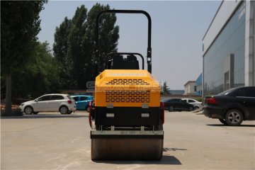 作為小型壓路機的操作員，需要牢記哪些操作規(guī)