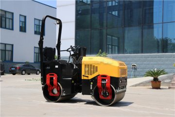 靜碾壓路機(jī)和振動(dòng)壓路機(jī)作業(yè)不相同，注意事項(xiàng)
